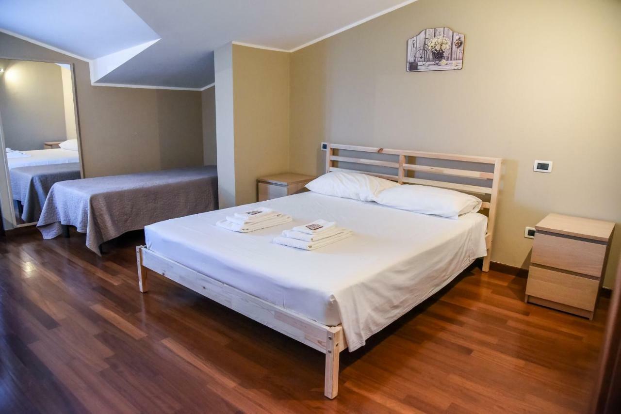 Ferienwohnung Attic Aries Montesilvano Marina Exterior foto